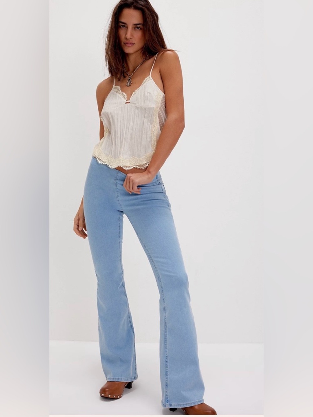 We The Free Penny Pull-On Flare Jeans - Size 26